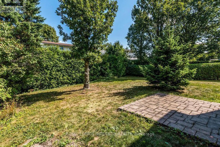 28854406/2150-dutton-crescent/beacon-hill-north/ottawa/ontario/K1J6K4_32