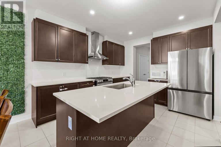 29159461/837-derreen-avenue/stittsville-north/ottawa/ontario/K2S3A7_15