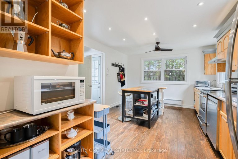 29066037/73-hobart-crescent/sheahan-estatestrend-village/ottawa/ontario/K2H5S3_16