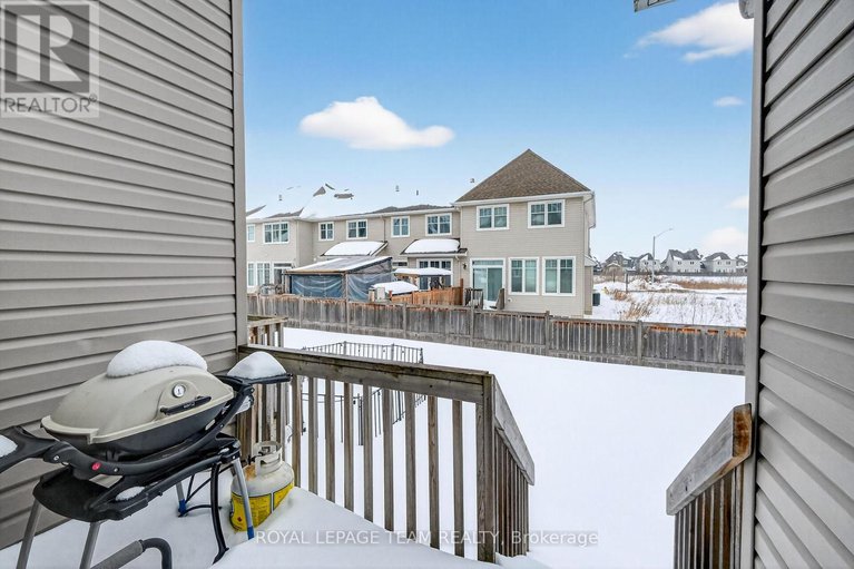 29372615/829-miikana-road/blossom-parkkemp-parkfindlay-creek/ottawa/ontario/K1X0G5_31