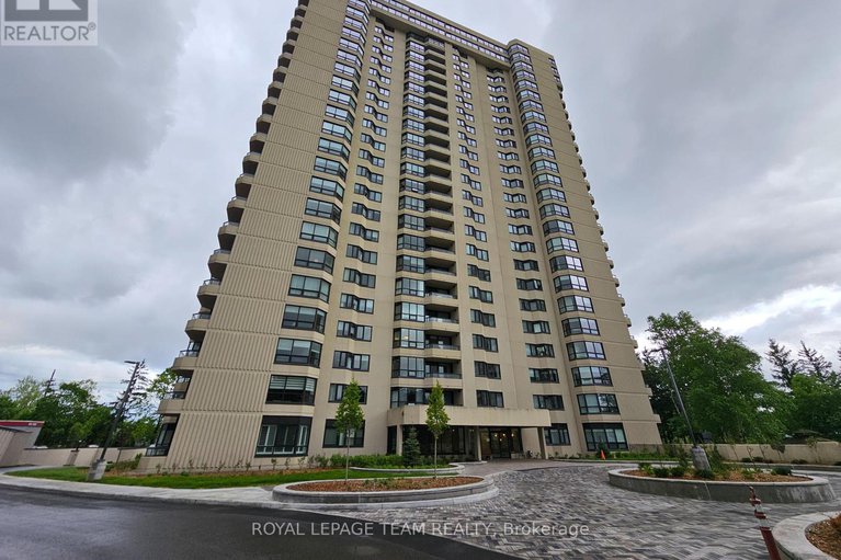 28414487/303-1500-riverside-drive/riverview-park/ottawa/ontario/K1G4J4_1