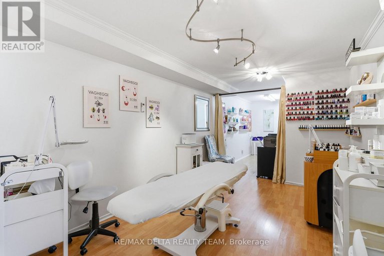 29410768/102-1765-cabaret-lane/fallingbrookpineridge/ottawa/ontario/K4A2H3_18