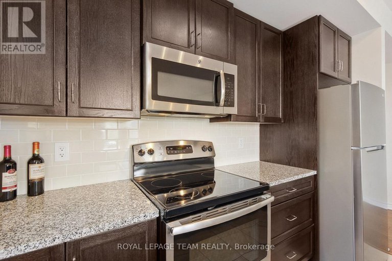 28402105/201-330-jatoba-private/emerald-meadowstrailwest/ottawa/ontario/K2V0E7_26