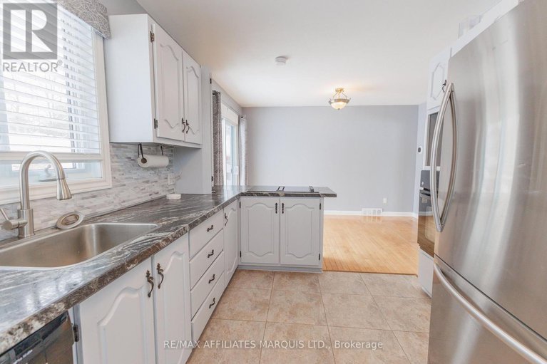 29400104/137-park-avenue/alexandria/north-glengarry/ontario/K0C1A0_6