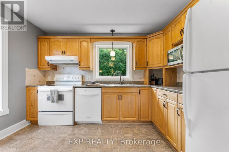 28845913/12-riopelle-road/mcnabbraeside-twps/mcnabbraeside/ontario/K0J1G0_13