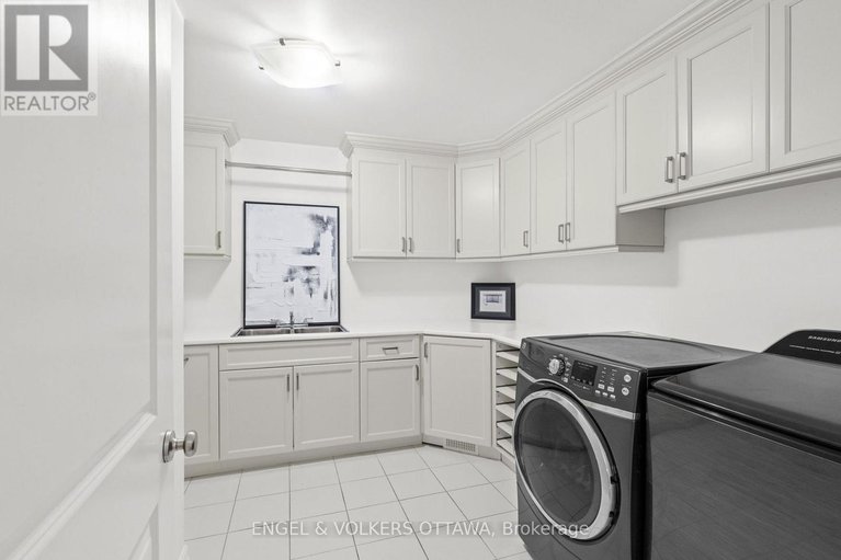 28267888/450-lockmaster-crescent/manotick-village-manotick-estates/ottawa/ontario/K4M1L9_41