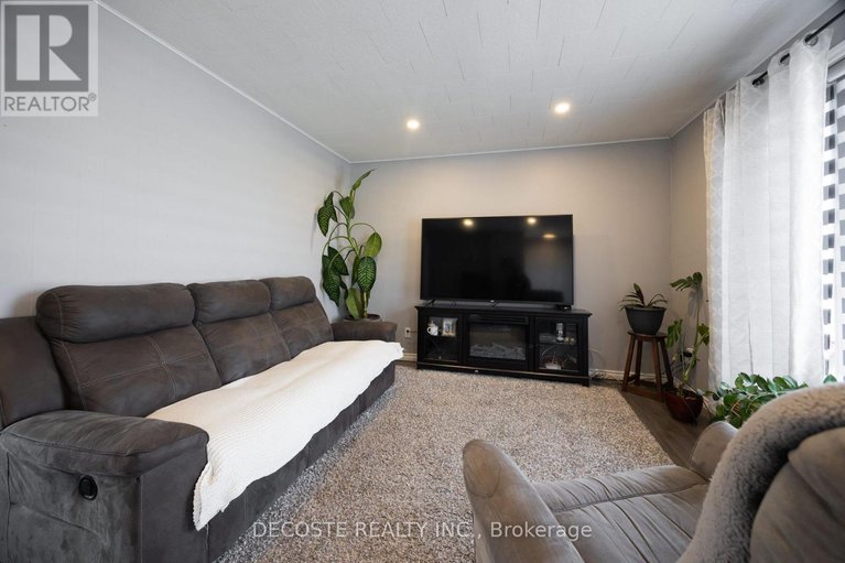 29531792/4213-lancaster-street/south-glengarry-lancaster-twp/south-glengarry/ontario/K0C1L0_4