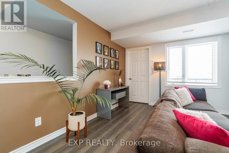 29477226/852-atlas-terrace/emerald-meadowstrailwest/ottawa/ontario/K2V0S3_13