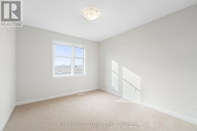 29450822/563-aglish-mews/half-moon-bay/ottawa/ontario/K2C3H2_23