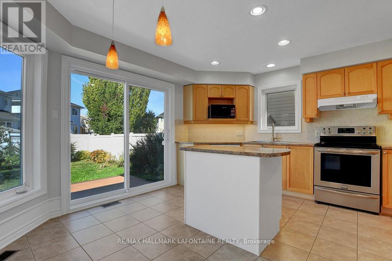 28939989/919-scala-avenue/notting-hillsummerside/ottawa/ontario/K4A4M7_13