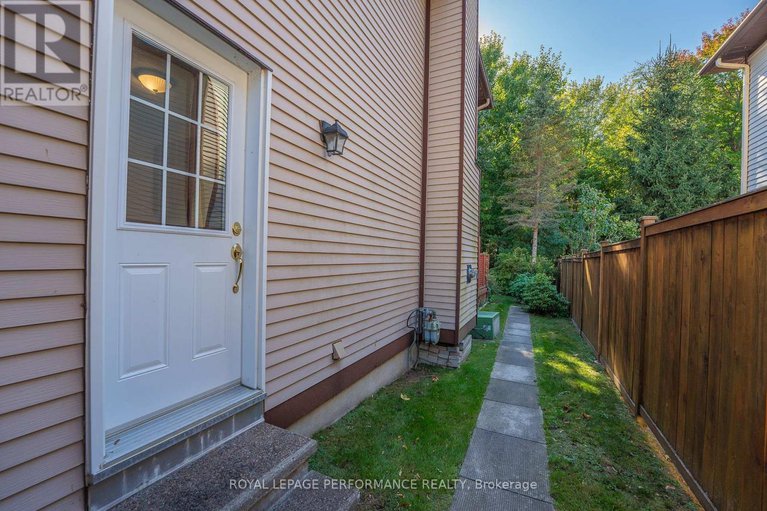 28877578/1848-thistleleaf-crescent/chapel-hill/ottawa/ontario/K1C5W7_44