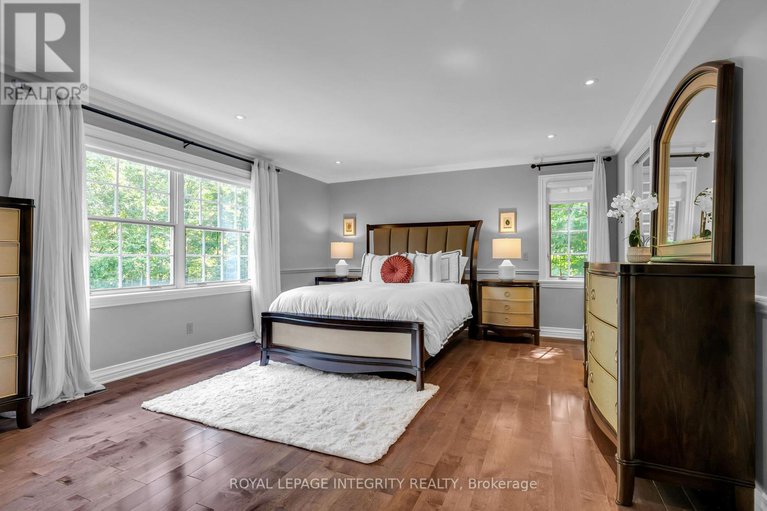 28641841/27-marchbrook-circle/rural-kanata-central/ottawa/ontario/K2W1A1_24