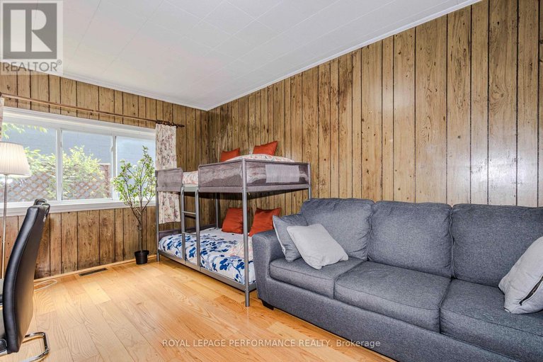 29320189/98-boyce-avenue/britannia/ottawa/ontario/K2B6J2_8