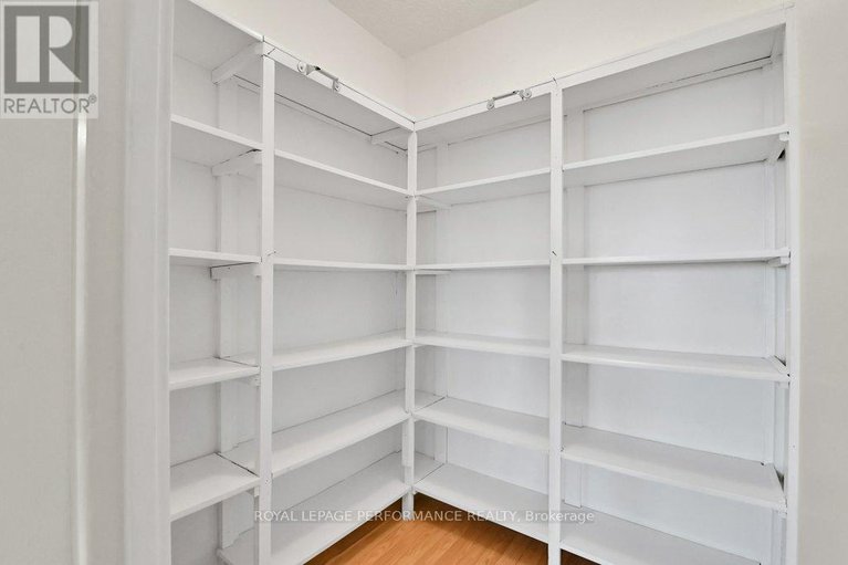 29160516/1010-158-a-mcarthur-avenue/vanier/ottawa/ontario/K1L7E7_23