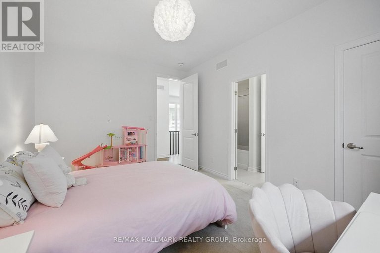 28632763/824-henslows-circle/avalon-west/ottawa/ontario/K4A5H6_32