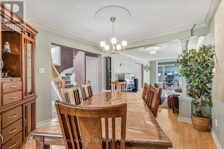 29118051/18-longshire-circle/longfields/ottawa/ontario/K2J4K7_19