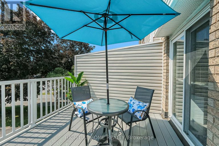 28668515/85-thornbury-crescent/centrepointe/ottawa/ontario/K2G6C4_3