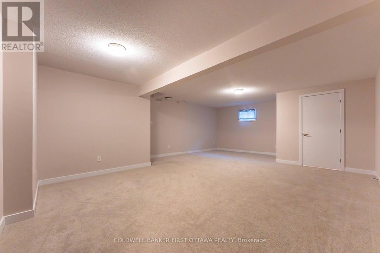 28161394/834-bascule-place/btwn-franktown-rd-fallowfield-rd/ottawa/ontario/K0A2Z0_31