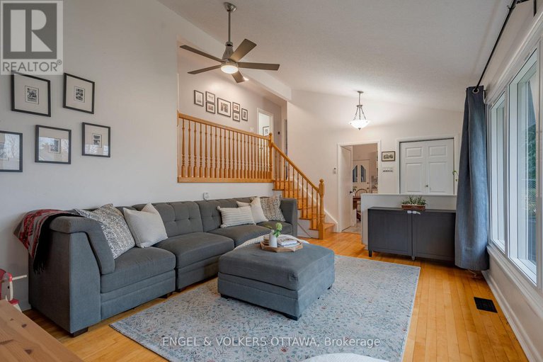 29063816/1147-gateway-road/parkway-park/ottawa/ontario/K2C2W8_7