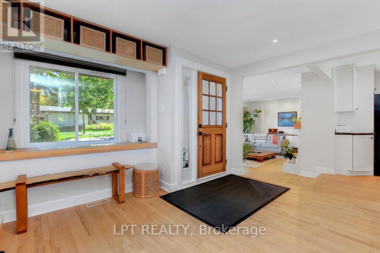 28941530/353-mountbatten-avenue/alta-vistafaircrest-heights/ottawa/ontario/K1H5W2_3
