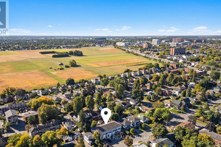 28893741/1308-summerville-avenue/carlington/ottawa/ontario/K1Z8G8_40