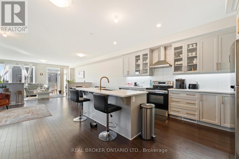 29037863/675-taliesin-crescent/remainder-of-stittsville-area/ottawa/ontario/K2S2W5_13