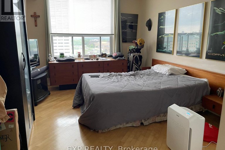 28586261/1510-215-parkdale-avenue/mechanicsville/ottawa/ontario/K1Y4T8_11