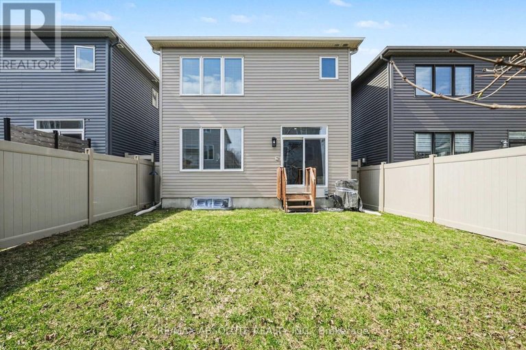 29649579/633-geranium-walk/stittsville-north/ottawa/ontario/K2S2J3_28