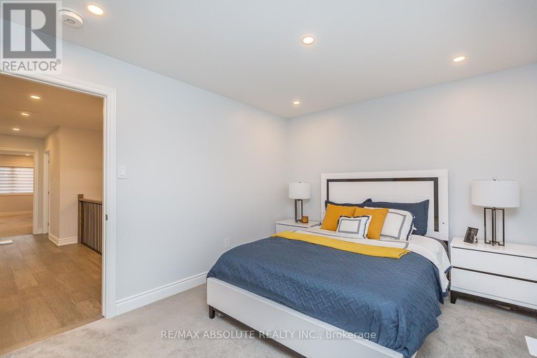 29563343/1019-apolune-street/half-moon-bay/ottawa/ontario/K2J6N8_36