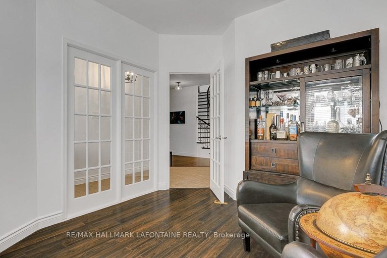 29570539/315-rustic-hills-crescent/springridgeeast-village/ottawa/ontario/K4A5A8_27