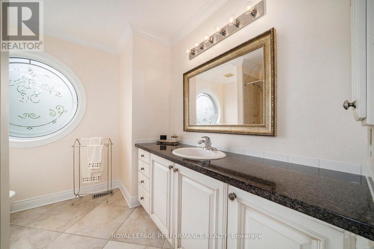 28759789/21-berry-glen-street/strandherd/ottawa/ontario/K2G7A5_26