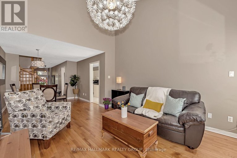 28310191/4193-owl-valley-drive/riverside-southgloucester-glen/ottawa/ontario/K1V1L9_13