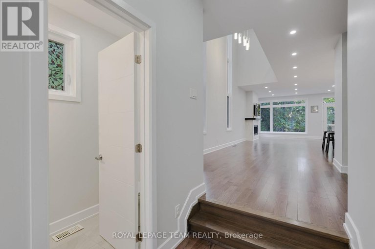 29015111/38-sunnymede-avenue/ottawa-westtunneys-pasture/ottawa/ontario/K1Y2L3_9