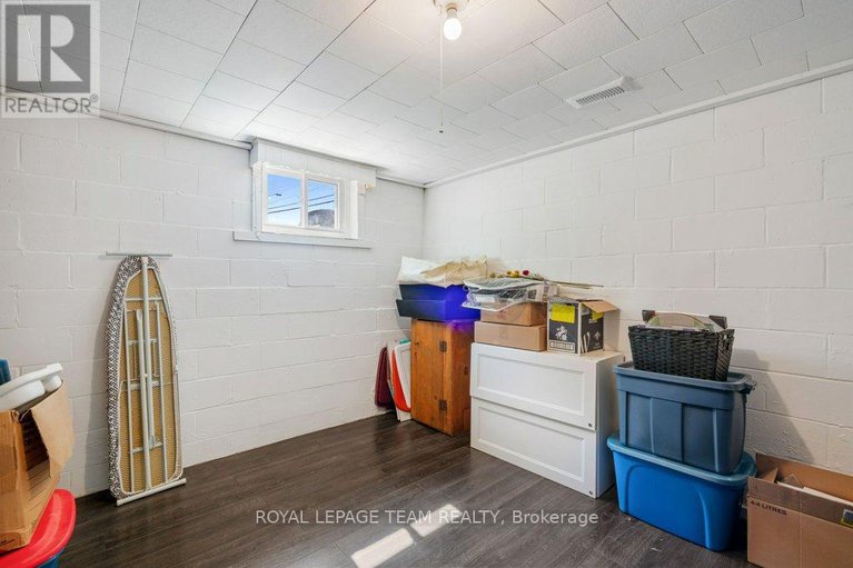 28770309/24-beach-avenue/iroquois/south-dundas/ontario/K0E1K0_26