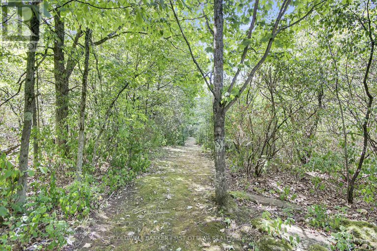 28777680/230-pine-ridge-drive/beckwith-twp/beckwith/ontario/K7C3P2_27