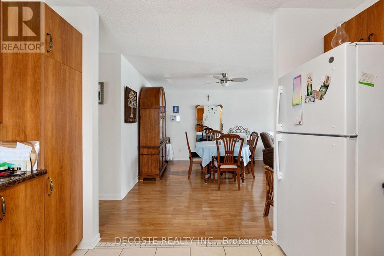 28655622/12-46-tonia-street/alexandria/north-glengarry/ontario/K0C1A0_20