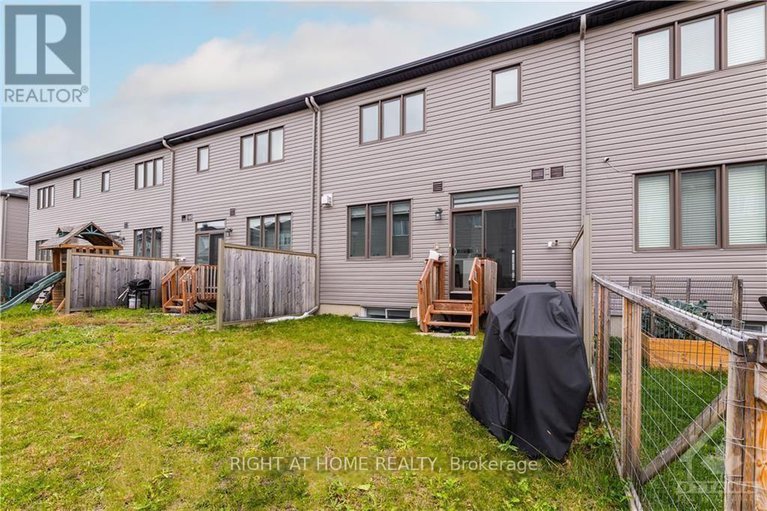 28665277/116-vendome-street/avalon-west/ottawa/ontario/K4A3W4_28