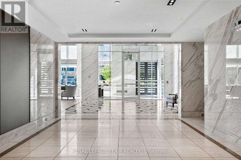 29380888/1111-111-champagne-avenue-s/west-centre-town/ottawa/ontario/K1S5V3_17