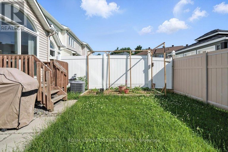 28587957/748-morningstar-way/mer-bleuebradley-estatesanderson-park/ottawa/ontario/K1W0G6_38