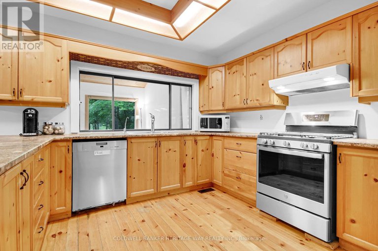 28446090/828-ashby-road/lanark-highlands-dalhousie-twp/lanark-highlands/ontario/K0G1K0_12