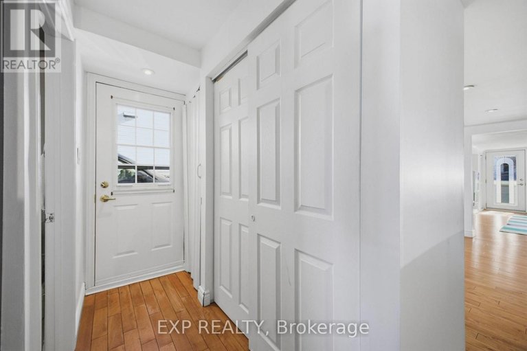 29640321/203-carruthers-avenue/hintonburg/ottawa/ontario/K1Y1N6_16