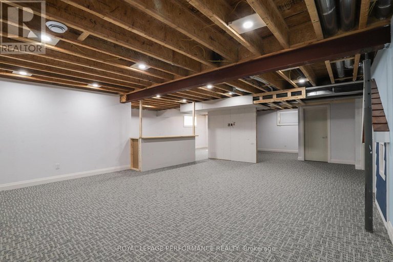 29578722/32-moore-street/richmond/ottawa/ontario/K0A2Z0_32