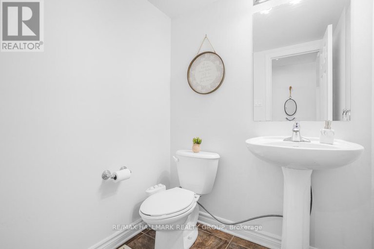 28457626/347-mirabeau-terrace/avalon-east/ottawa/ontario/K4A0R4_22