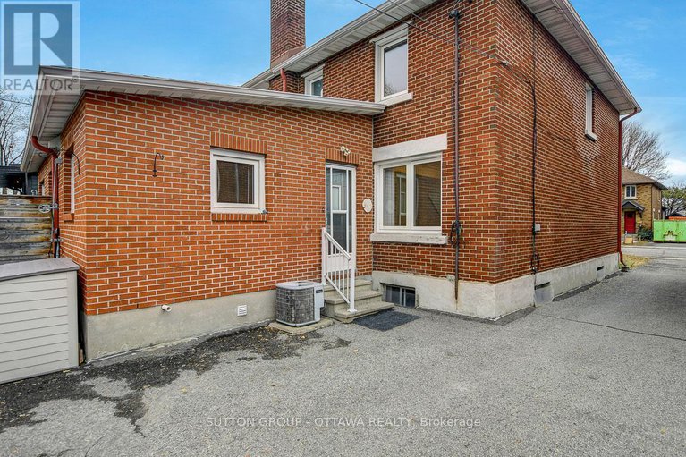29153330/200-breezehill-avenue-n/hintonburg/ottawa/ontario/K1Y2H9_26