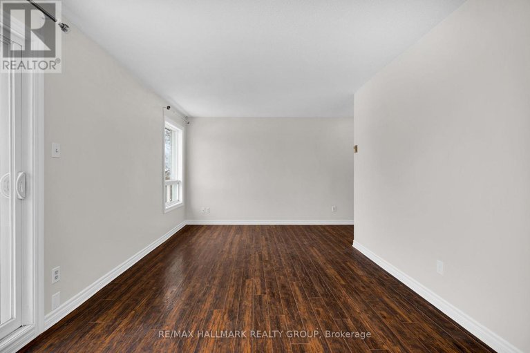 29242070/f-3070-councillors-way/blossom-parkleitrim/ottawa/ontario/K1T2S6_12