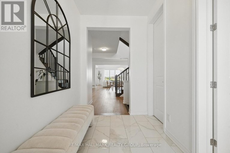 28632763/824-henslows-circle/avalon-west/ottawa/ontario/K4A5H6_3