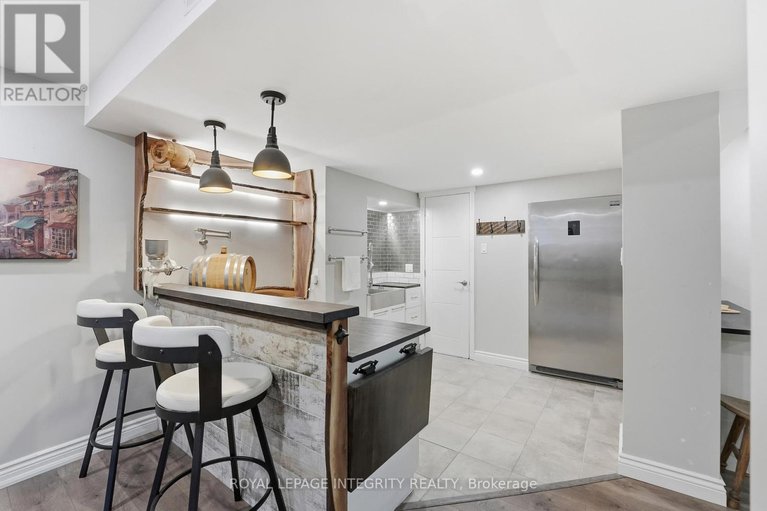 29623977/211-cooks-mill-crescent/riverside-south/ottawa/ontario/K1V2N1_35