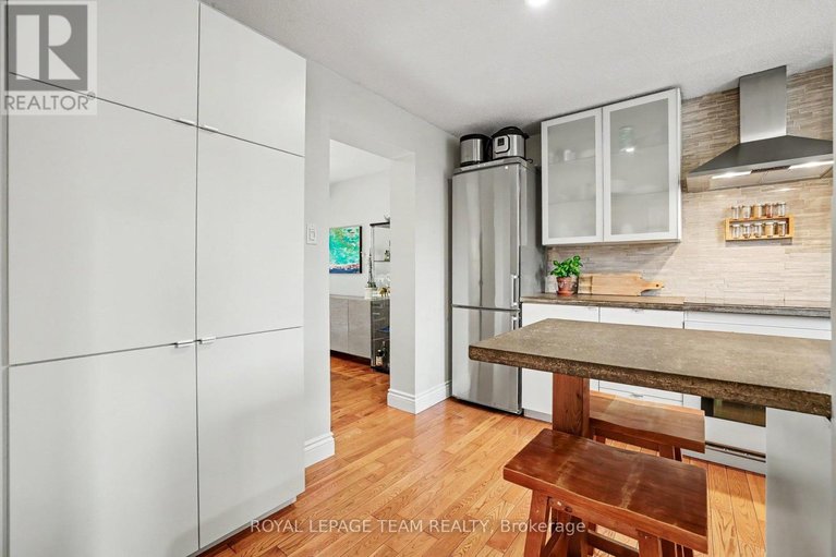 29671016/43-whelan-drive/pheasant-run/ottawa/ontario/K2J2A3_11