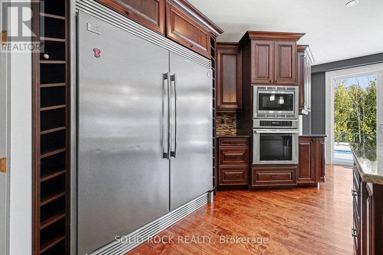 29234459/130-ironstone-court/remainder-of-stittsville-area/ottawa/ontario/K2S0L4_15