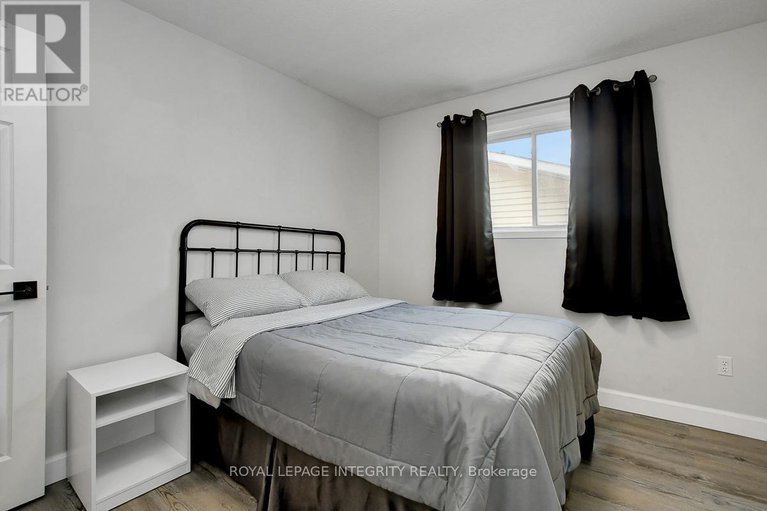 29428568/3-palomino-drive/bridlewood/ottawa/ontario/K2M1L9_28